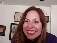 Озорная американдық ана ойнайды өзімен-өзі